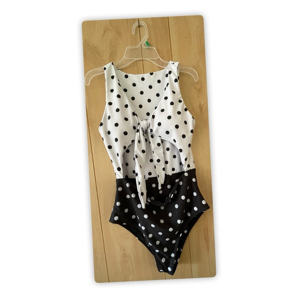 Women's Swimsuit Tie Front Polka Dots, M